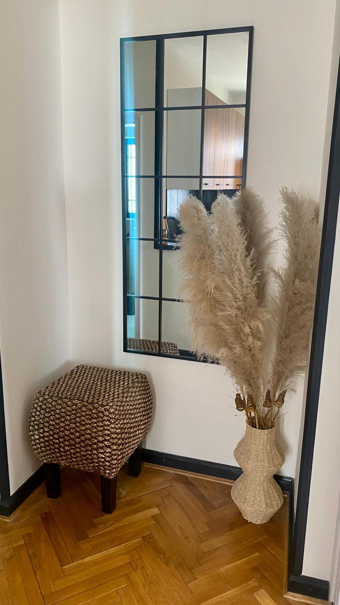 Lola Apartment